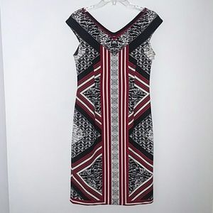 Maggy London sleeveless shift dress, Size 8. Red